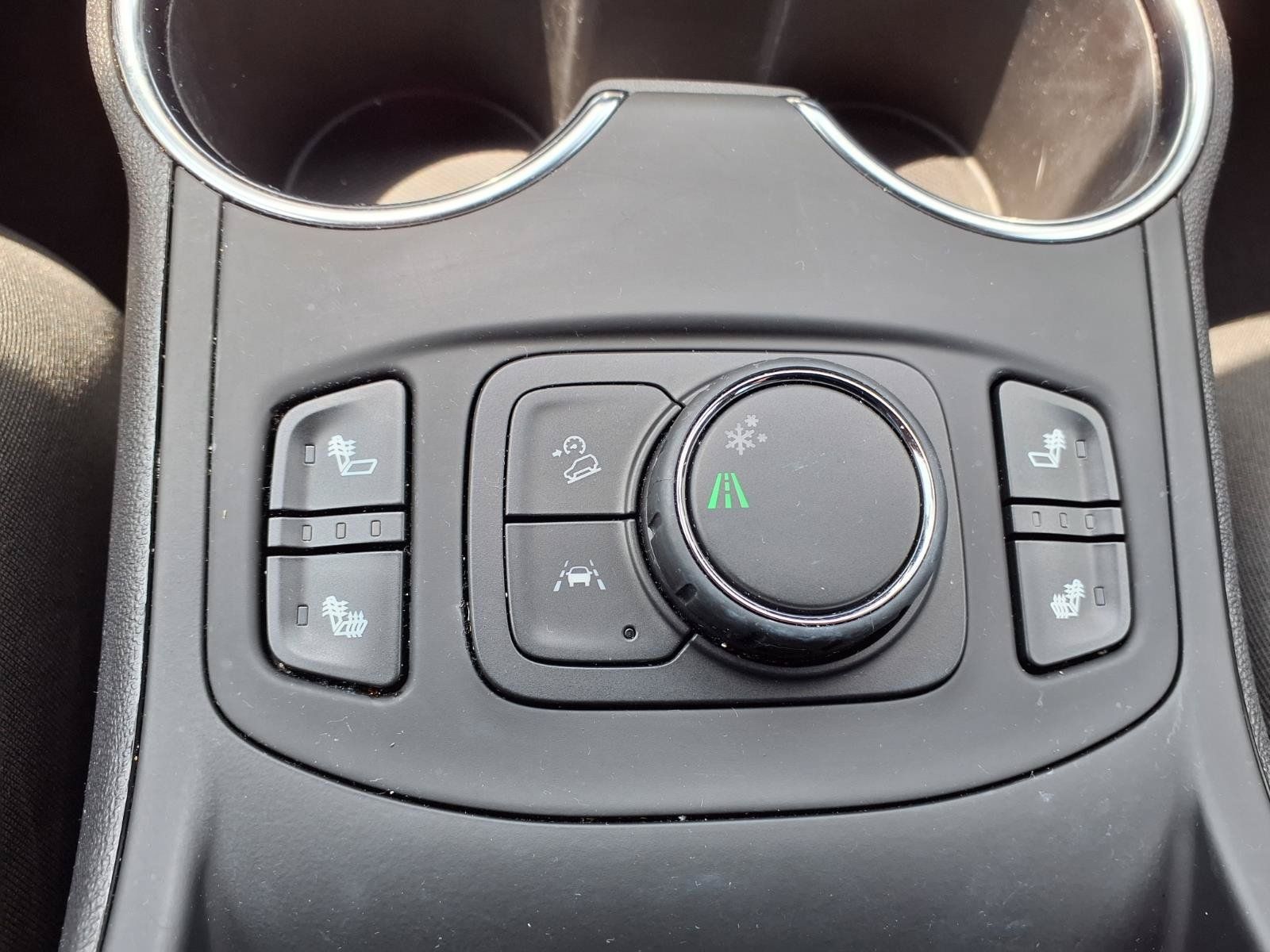 Used 2024 GMC Terrain SLT w/ Elevation Edition FWD image 11