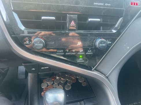 Used 2022 Toyota Camry XSE w/ Carpet Mat Package (TMS) image 23