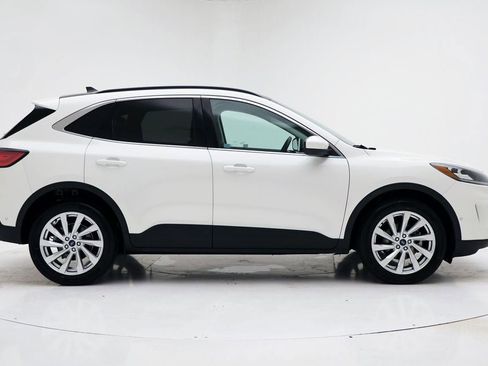 Used 2022 Ford Escape Titanium w/ Titanium Elite Package image 2