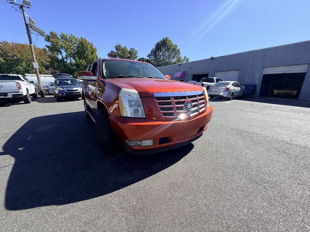 Used 2007 Cadillac Escalade 2WD w/ Information Package image 19