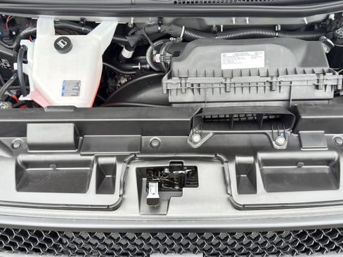 New 2026 Chevrolet Express 2500 RWD image 29