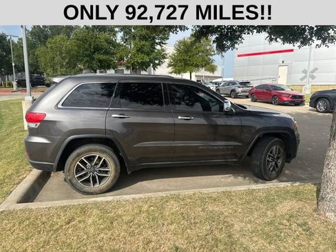Used 2019 Jeep Grand Cherokee Limited RWD image 2