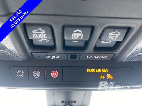 Used 2022 Buick Enclave Essence w/ Experience Buick Package image 23