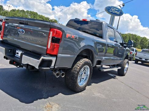 Used 2026 Ford F250 Lariat AWD/4WD image 27