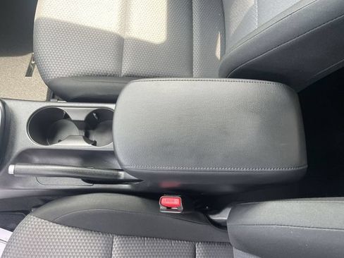 Used 2025 Kia Soul LX w/ LX Technology Package FWD image 27