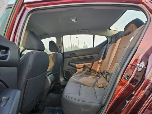 Used 2024 Nissan Altima 2.5 SV AWD/4WD image 25