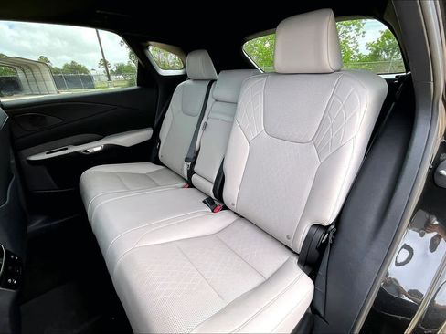 Used 2025 Lexus RX 350 Premium Plus w/ Convenience Package image 21