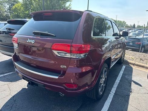 Used 2020 Jeep Grand Cherokee Overland AWD/4WD image 2