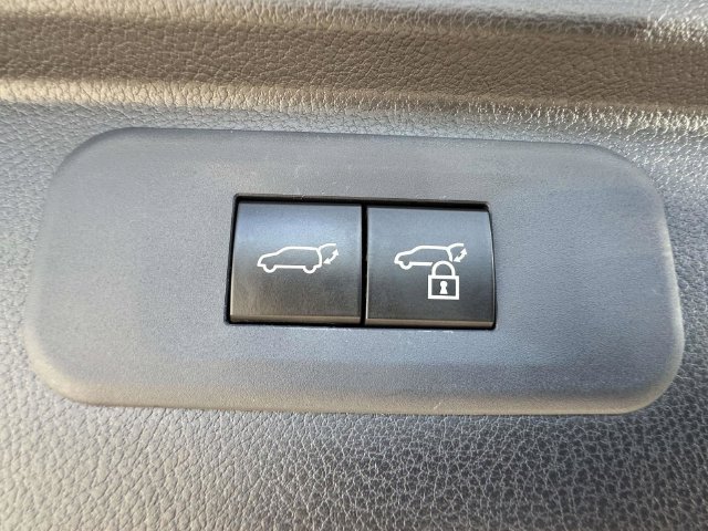 Used 2025 Toyota Grand Highlander FWD image 24