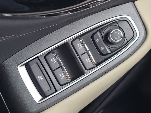 Used 2025 Subaru Outback Limited XT image 17