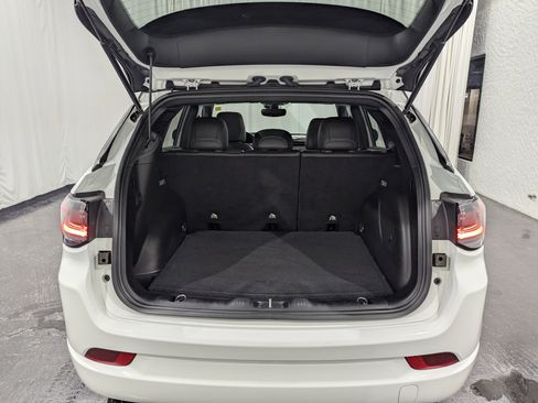 Used 2022 Jeep Compass High Altitude image 10