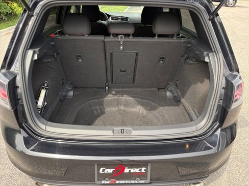 Used 2017 Volkswagen GTI SE FWD image 14
