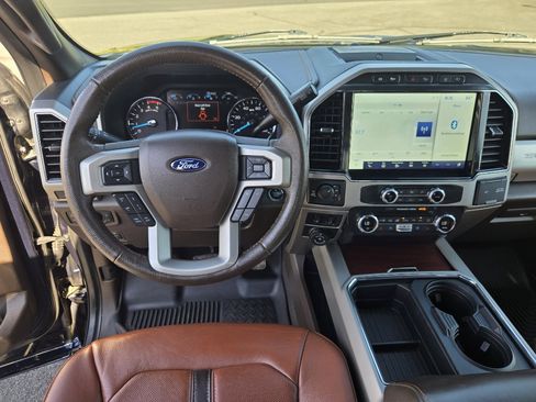 Used 2022 Ford F350 King Ranch w/ King Ranch Ultimate Package image 18