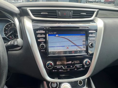 Used 2018 Nissan Murano SV AWD/4WD image 22