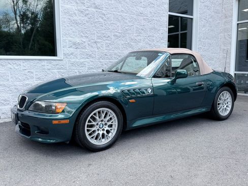 Used 1999 BMW Z3 2.5i RWD image 2
