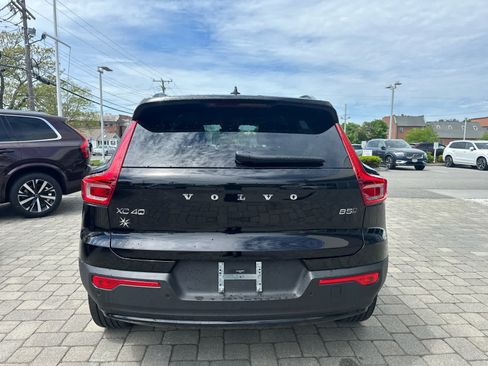 Used 2026 Volvo XC40 B5 Core w/ Protection Package Premier AWD/4WD image 29