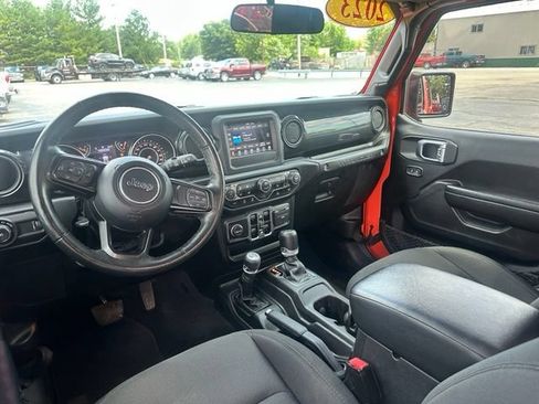 Used 2023 Jeep Wrangler Unlimited Sport AWD/4WD image 15