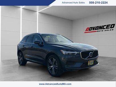 Used 2018 Volvo XC60 T5 Momentum w/ Convenience Package