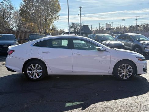 Used 2022 Chevrolet Malibu LT image 6