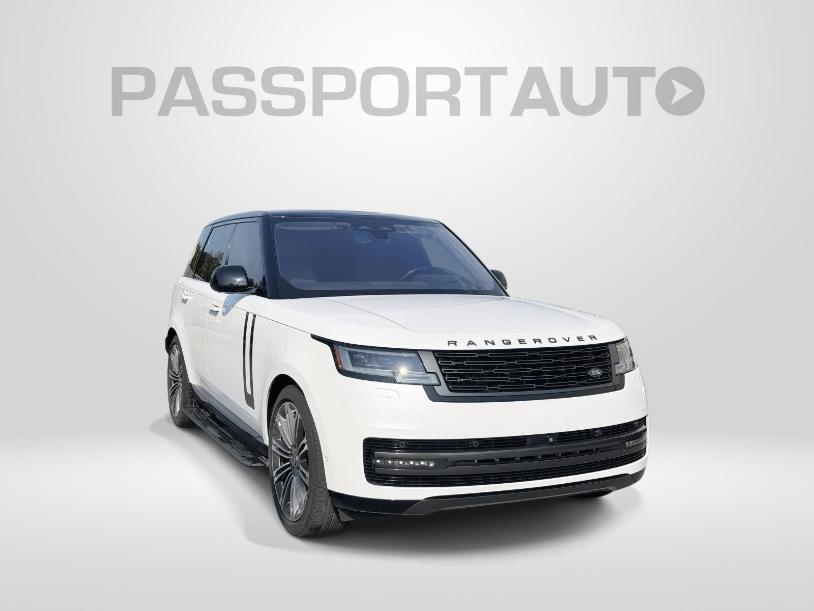Used 2023 Land Rover Range Rover SE AWD/4WD image 3