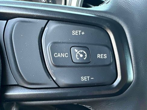 Used 2023 Jeep Wrangler Unlimited w/ Cold Weather Group AWD/4WD image 20