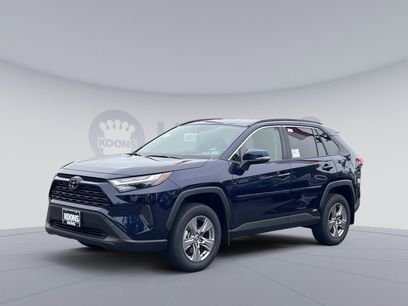 New 2025 Toyota RAV4 XLE