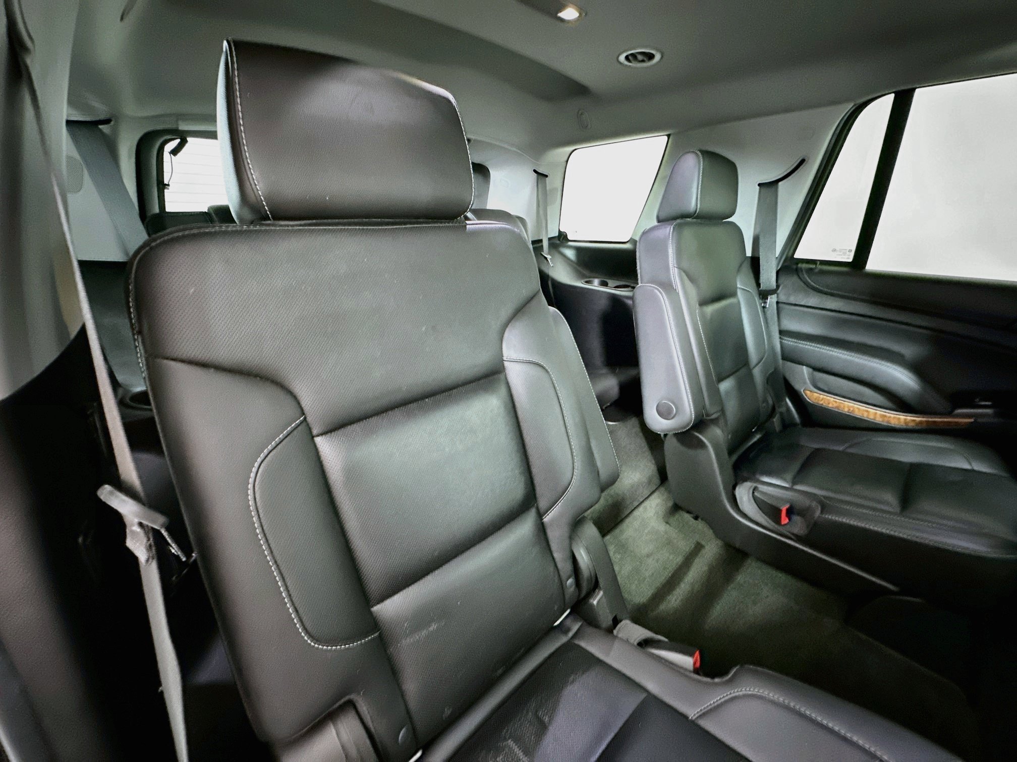 Used 2018 Chevrolet Tahoe Premier AWD/4WD image 30