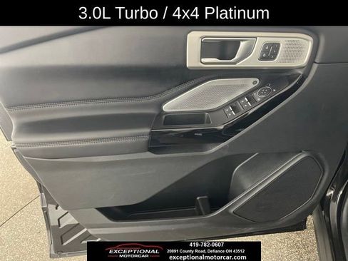 Used 2022 Ford Explorer Platinum w/ Equipment Group 601A image 34