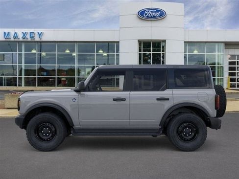 New 2026 Ford Bronco Outer Banks w/ Black Appearance Package image 78