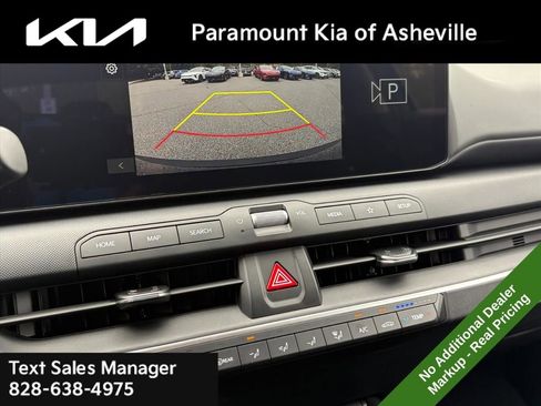 New 2025 Kia K4 LXS image 9