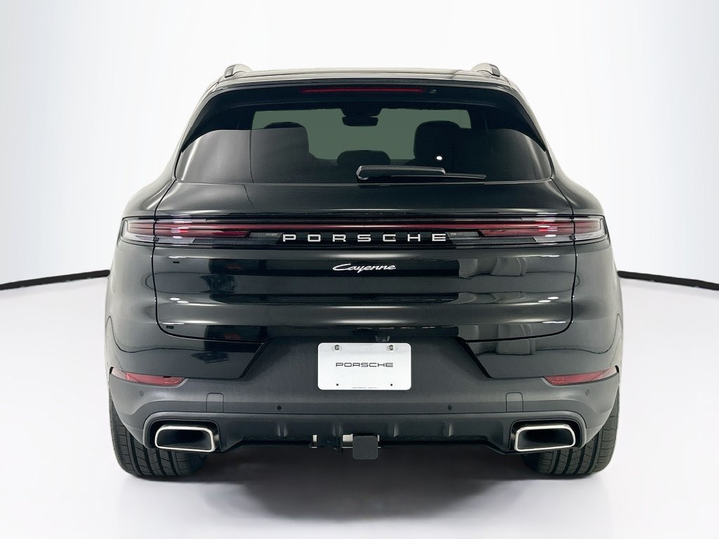 Used 2026 Porsche Cayenne AWD/4WD image 6