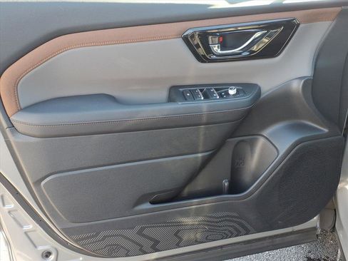 Certified 2025 Subaru Forester Sport w/ Popular Package #2 image 20