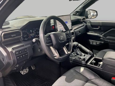 Used 2025 Toyota 4Runner TRD Sport Premium w/ Tow Technology Package AWD/4WD image 17