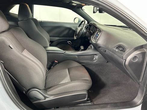 Used 2022 Dodge Challenger GT w/ Blacktop Package image 27