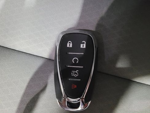 Used 2020 Chevrolet Malibu LT FWD image 32