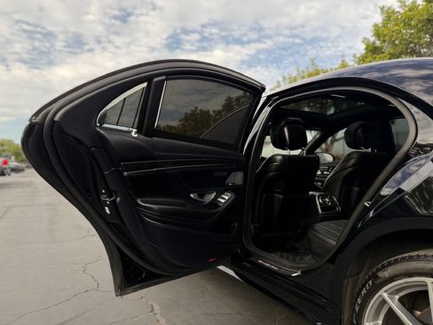 Used 2020 Mercedes-Benz S 560 Sedan image 15