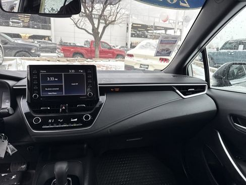 Used 2021 Toyota Corolla SE image 16