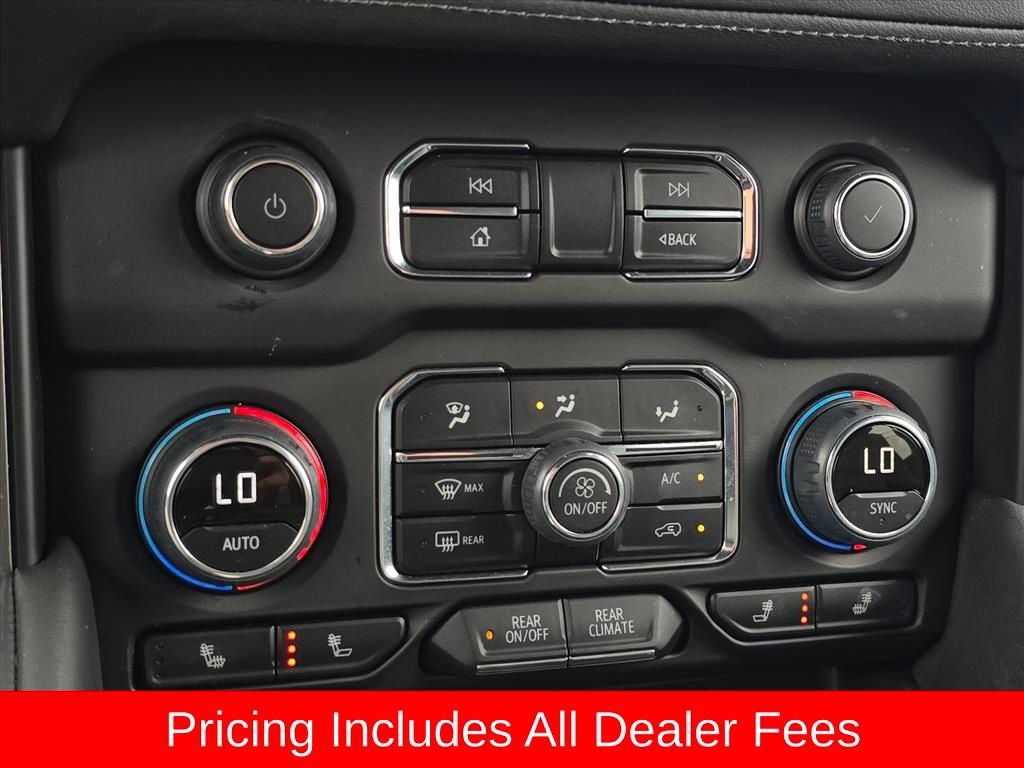 Used 2024 Chevrolet Tahoe LT w/ Luxury Package AWD/4WD image 21