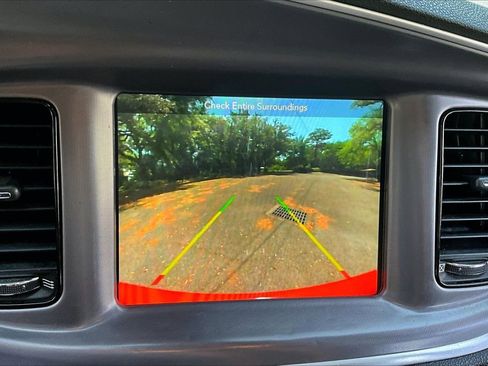 Used 2019 Dodge Charger SXT w/ Blacktop Package AWD/4WD image 13