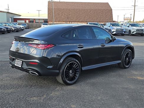 Certified 2025 Mercedes-Benz GLC 300 4MATIC image 8