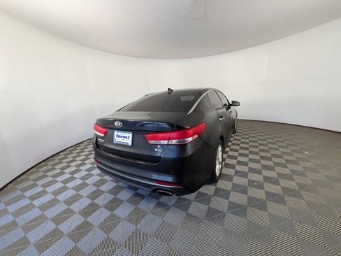 Used 2016 Kia Optima EX w/ Option Group 040 image 4