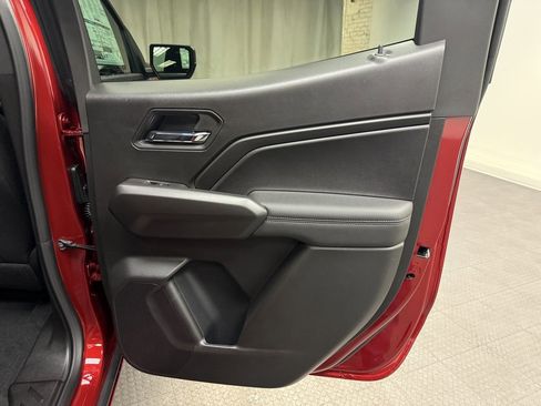 New 2026 GMC Canyon Elevation w/ Convenience Package image 19