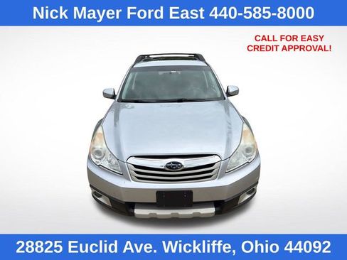 Used 2012 Subaru Outback 3.6R Limited AWD/4WD image 2