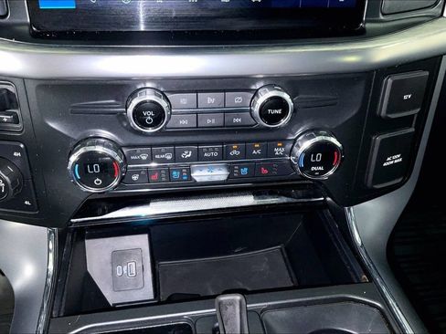 Used 2021 Ford F150 Lariat w/ Equipment Group 502A High AWD/4WD image 30