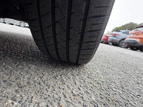 Used 2014 Lincoln MKS AWD w/ Equipment Group 101A image 20