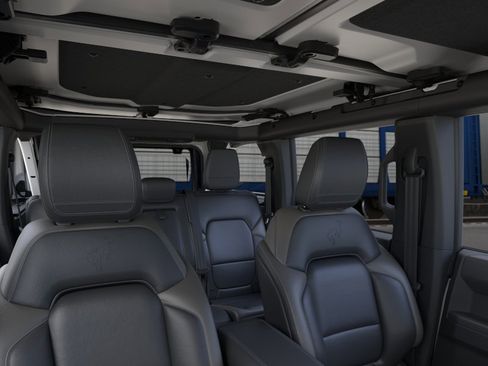 New 2026 Ford Bronco Outer Banks AWD/4WD image 12