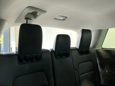 Used 2023 Nissan Pathfinder Platinum AWD/4WD image 27