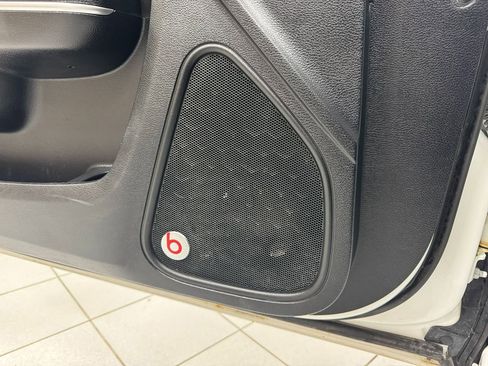 Used 2017 Chrysler 300 S image 43