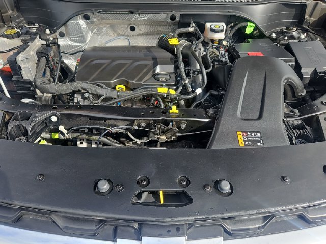Used 2025 Chevrolet Trax LS FWD image 21