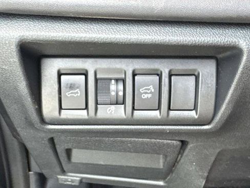 Used 2023 Subaru Outback Limited XT AWD/4WD image 21